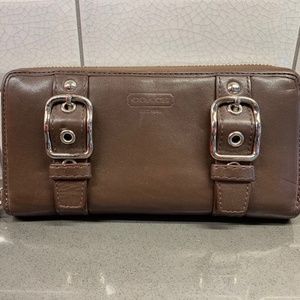 Coach Brown Leather Accordion Wallet